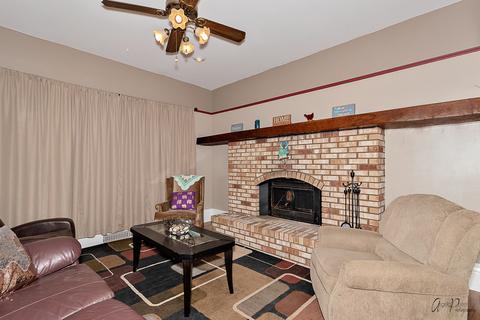10202 Main St, Hebron, IL 60034 photo 14