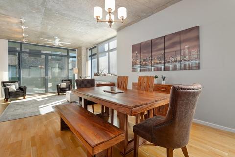 321 S Sangamon St #606, Chicago, IL 60607 photo 6