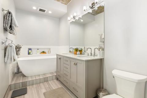 321 S Sangamon St #606, Chicago, IL 60607 photo 16
