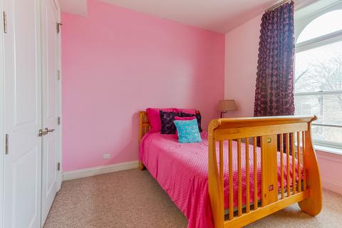 4401 S Berkeley Ave, Chicago, IL 60653 photo 30