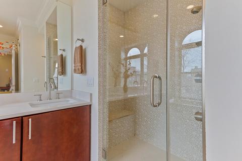 4401 S Berkeley Ave, Chicago, IL 60653 photo 28