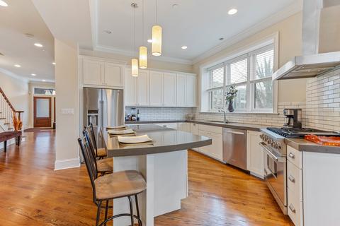 4401 S Berkeley Ave, Chicago, IL 60653 photo 15
