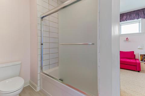 4401 S Berkeley Ave, Chicago, IL 60653 photo 32