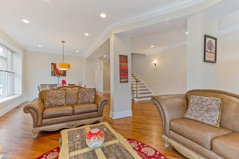4401 S Berkeley Ave, Chicago, IL 60653 photo 10