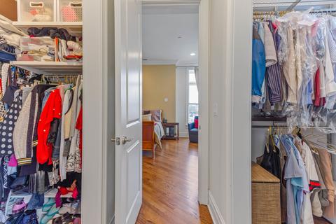 4401 S Berkeley Ave, Chicago, IL 60653 photo 29