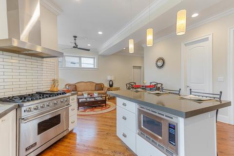 4401 S Berkeley Ave, Chicago, IL 60653 photo 16