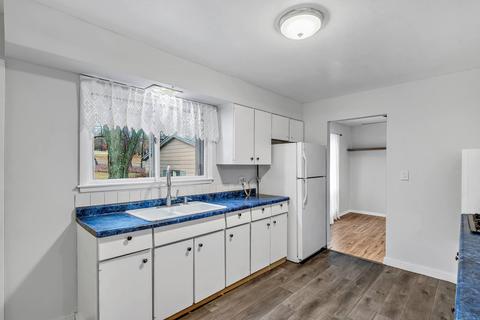 3813 W High St, Mchenry, IL 60050 photo 8
