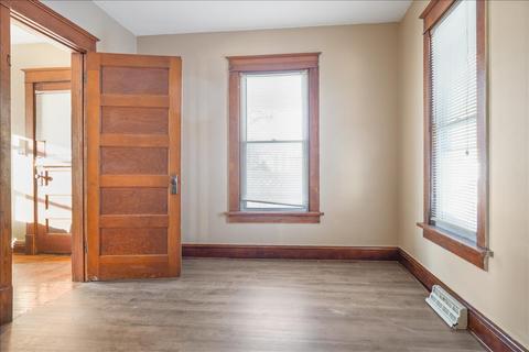 202 Packard St, Bloomington, IL 61701 photo 4