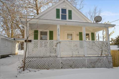 202 Packard St, Bloomington, IL 61701 photo 1