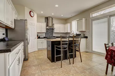 2205 Park Ridge Dr, Plainfield, IL 60586 photo 7