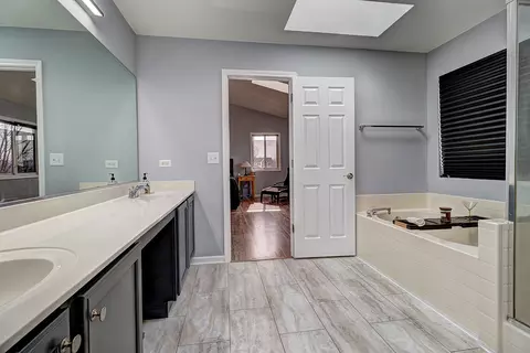 2205 Park Ridge Dr, Plainfield, IL 60586 photo 19
