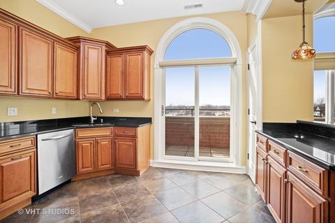 127 N Walnut St #4C, Itasca, IL 60143 photo 6