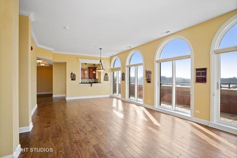 127 N Walnut St #4C, Itasca, IL 60143 photo 4