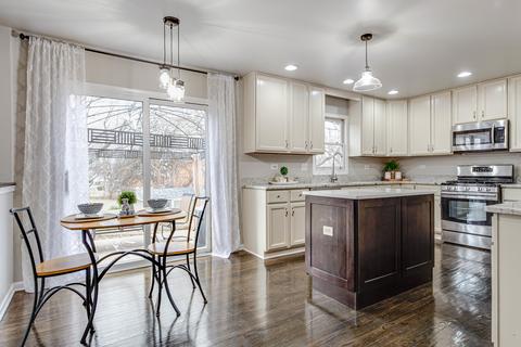 154 Barnes Rd, Elgin, IL 60124 photo 12