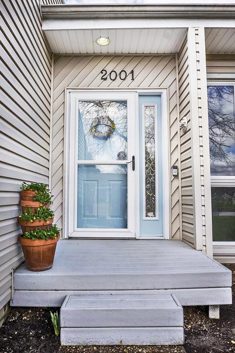 2001 Lake Bluff Rd, Bloomington, IL 61704 photo 4
