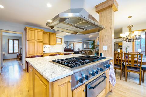 7804 Drew Ave, Burr Ridge, IL 60527 photo 13
