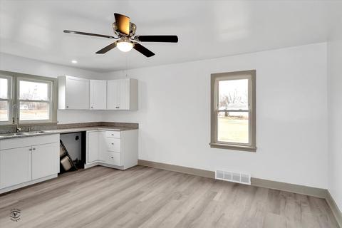322 N Walnut St, Onarga, IL 60955 photo 4