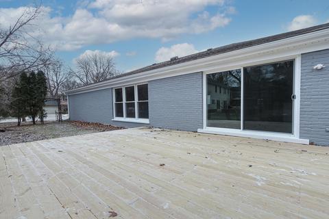 4450 Dawngate Ln, Rolling Meadows, IL 60008 photo 28