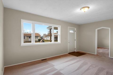 202 Mack St, Georgetown, IL 61846 photo 4