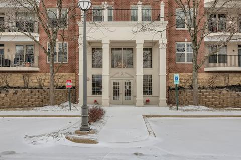 3100 Town Square Dr #301, Rolling Meadows, IL 60008 photo 2