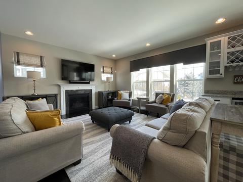2011 Mary Ct, Wheaton, IL 60187 photo 11
