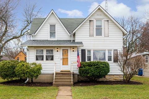 143 Evans Ave, Dekalb, IL 60115