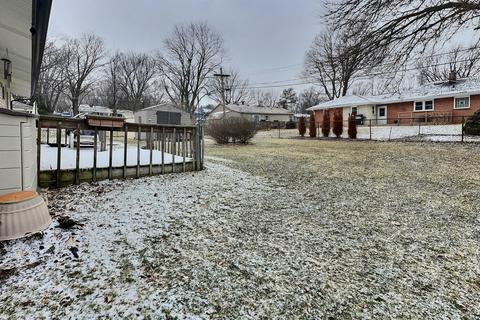 1622 May Dr, Johnsburg, IL 60051 photo 21