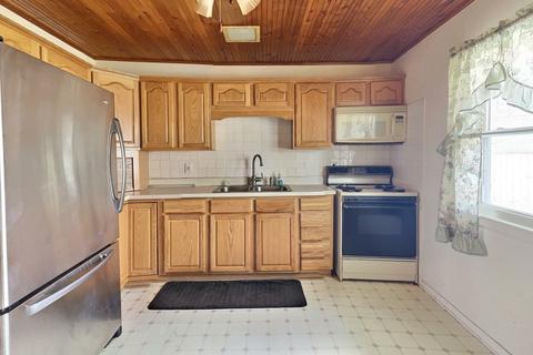 1622 May Dr, Johnsburg, IL 60051 photo 2