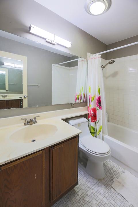 628 Naples Ct, Glenview, IL 60025 photo 16