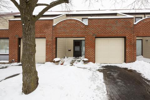 628 Naples Ct, Glenview, IL 60025 photo 1