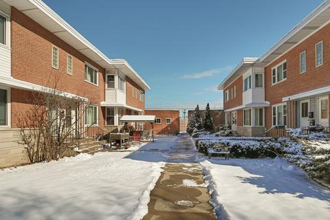 1452 Willow Ave, Des Plaines, IL 60016 photo 22