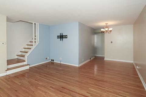 1452 Willow Ave, Des Plaines, IL 60016 photo 7