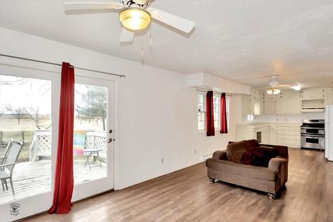 116 Crescent Ln, Cabery, IL 60919 photo 3