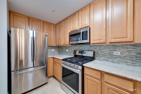 1 Itasca Pl #114, Itasca, IL 60143 photo 8