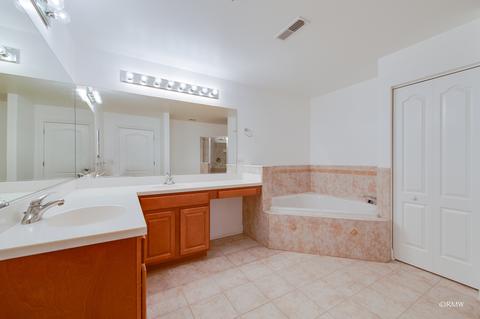 1 Itasca Pl #114, Itasca, IL 60143 photo 19