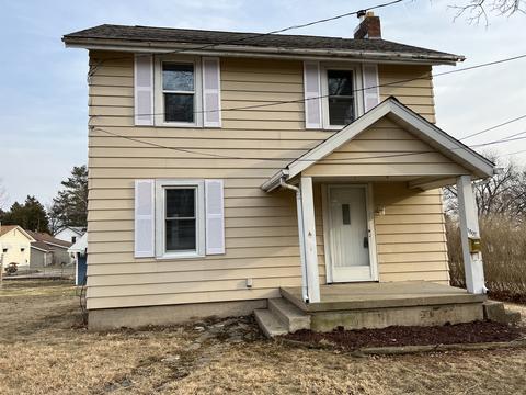 1807 E 2nd St, Sterling, IL 61081 photo 1