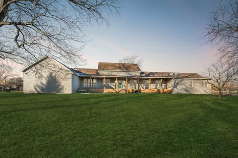 305 Shipyard Rd, Seneca, IL 61360 photo 1