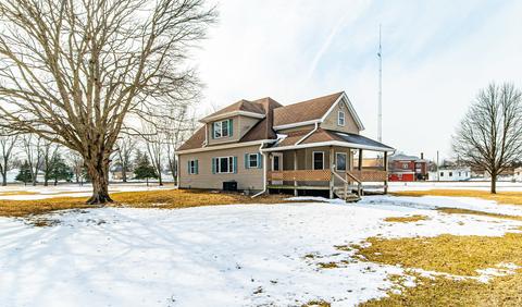 413 Corn St, Emden, IL 62635 photo 2