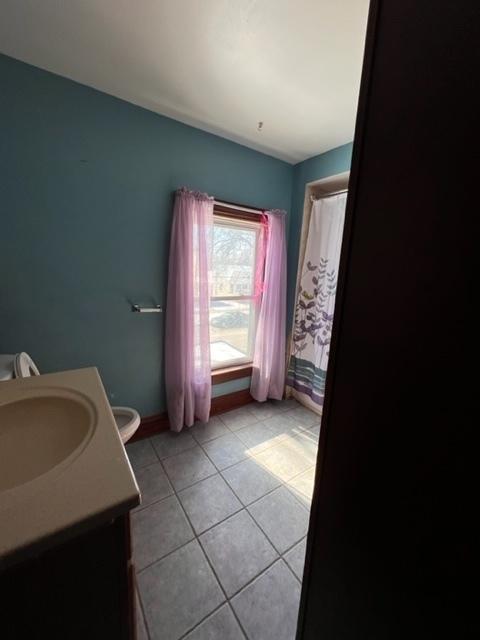 614 Chester Ave, Elgin, IL 60120 photo 12