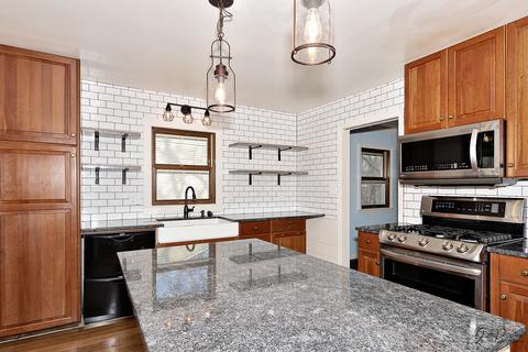 5207 Pistakee Dr, Mchenry, IL 60051 photo 7
