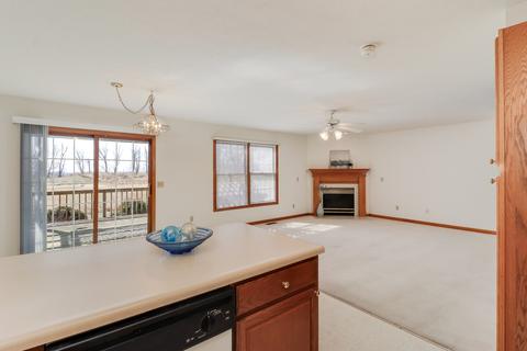 14 Everett Ct, Bloomington, IL 61705 photo 13