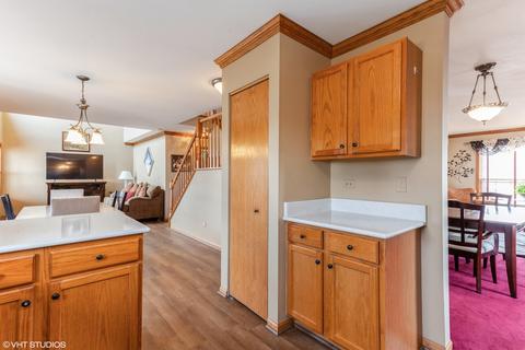 2002 Arbor Falls Dr, Plainfield, IL 60586 photo 5