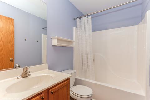 2002 Arbor Falls Dr, Plainfield, IL 60586 photo 14