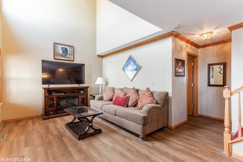 2002 Arbor Falls Dr, Plainfield, IL 60586 photo 10