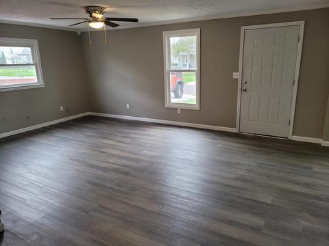 318 E 2nd St, El Paso, IL 61738 photo 11