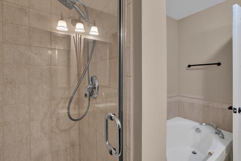 1148 E 46th St, Chicago, IL 60653 photo 18