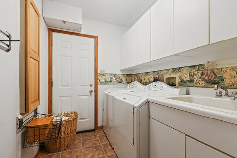 17001 Forest Ave, Oak Forest, IL 60452 photo 11