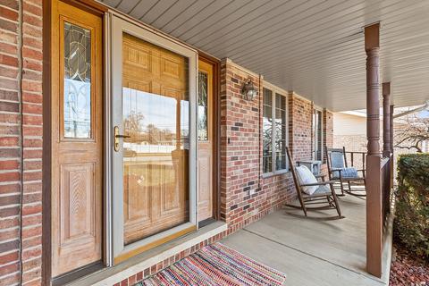 17001 Forest Ave, Oak Forest, IL 60452 photo 2