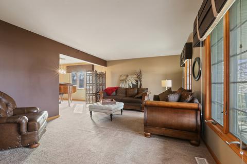 17001 Forest Ave, Oak Forest, IL 60452 photo 4