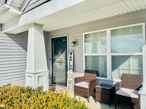 3204 Sharp Dr, Champaign, IL 61822 photo 2